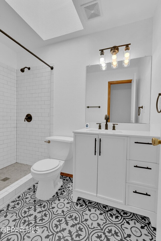 Building Photo - 7516 Plaza Taurina Dr