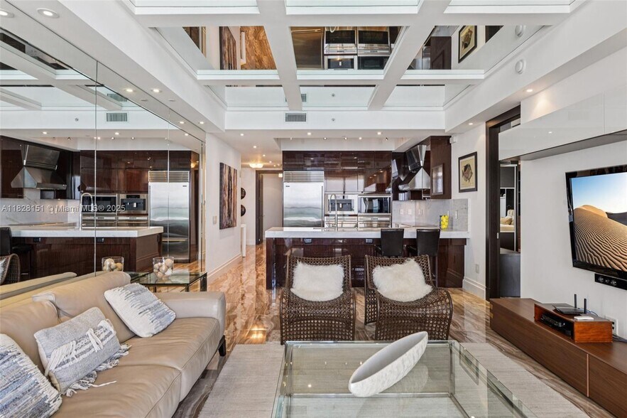 Building Photo - 9703 Collins Ave