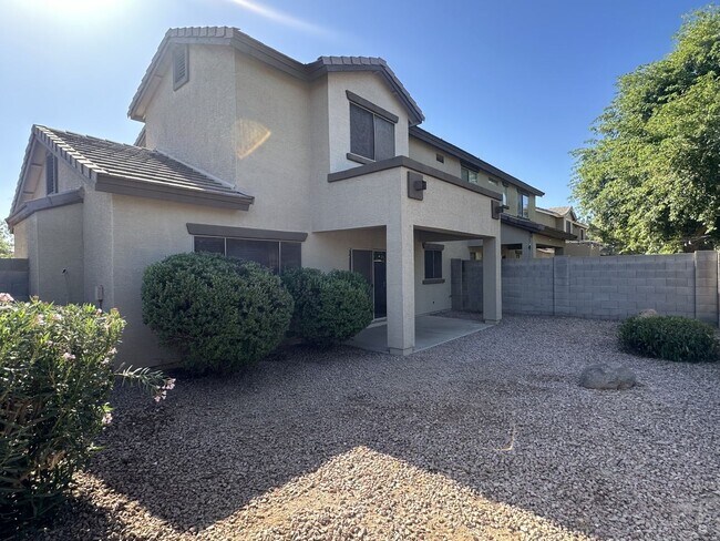 Building Photo - Spectrum in Gilbert