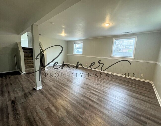 Building Photo - 513 NW Ward Ln