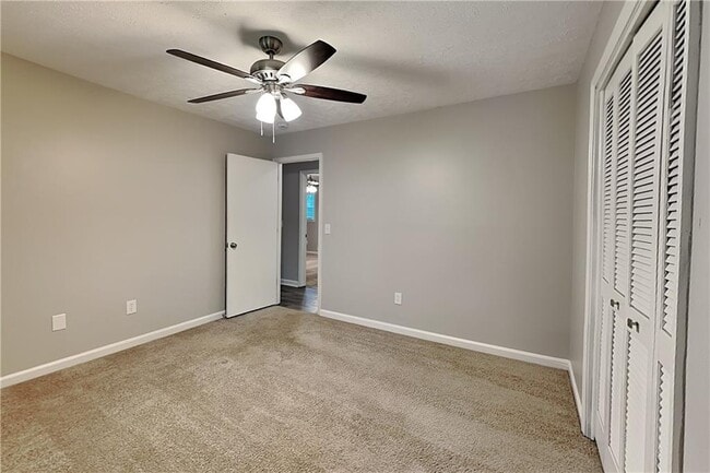 Building Photo - 2426 Emberwood Ct