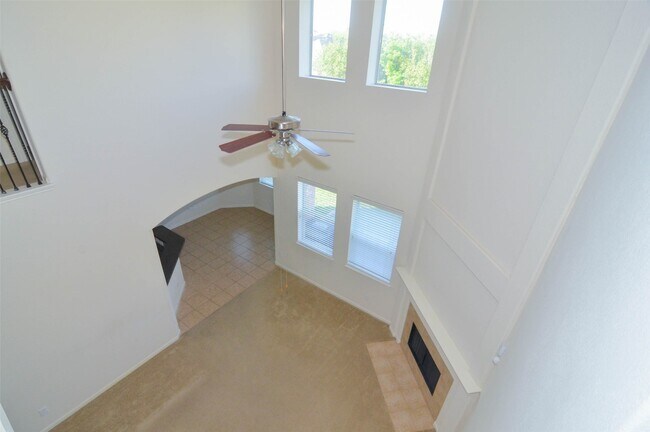 Building Photo - 5111 Peabody Hill Ln