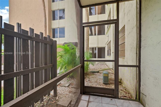 Building Photo - 14250 SW 62nd St