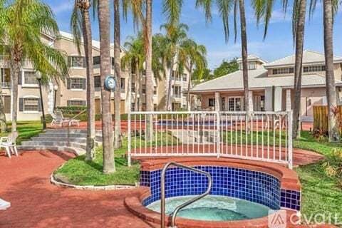 Building Photo - 2803 N Oakland Forest Dr