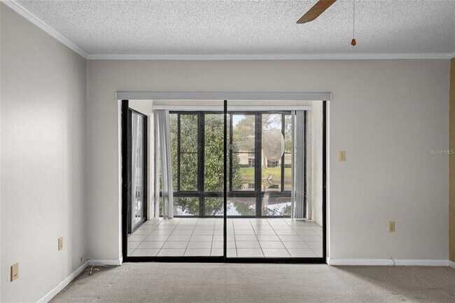Building Photo - 2679 Sabal Springs Cir