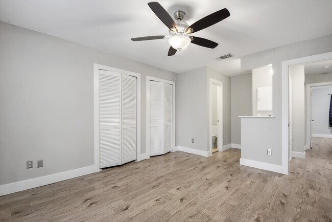 Building Photo - 6000 Softwood Dr