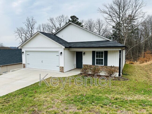 Building Photo - 8025 Poplar Grv Ln