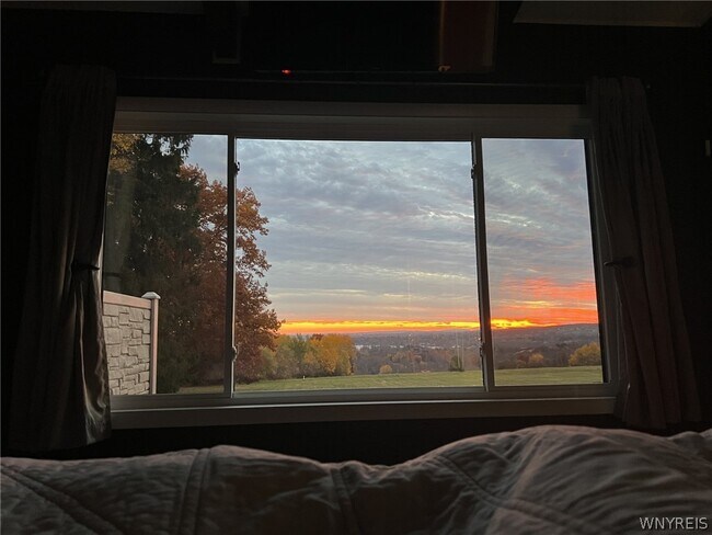 Building Photo - 2392 N Maple Ave