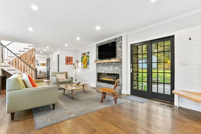 Building Photo - 58 Big Trail