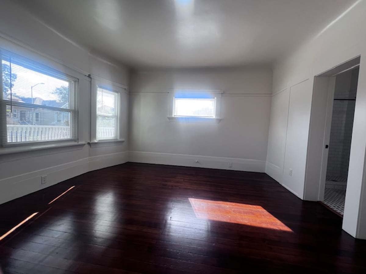 Building Photo - 1301 Adeline St