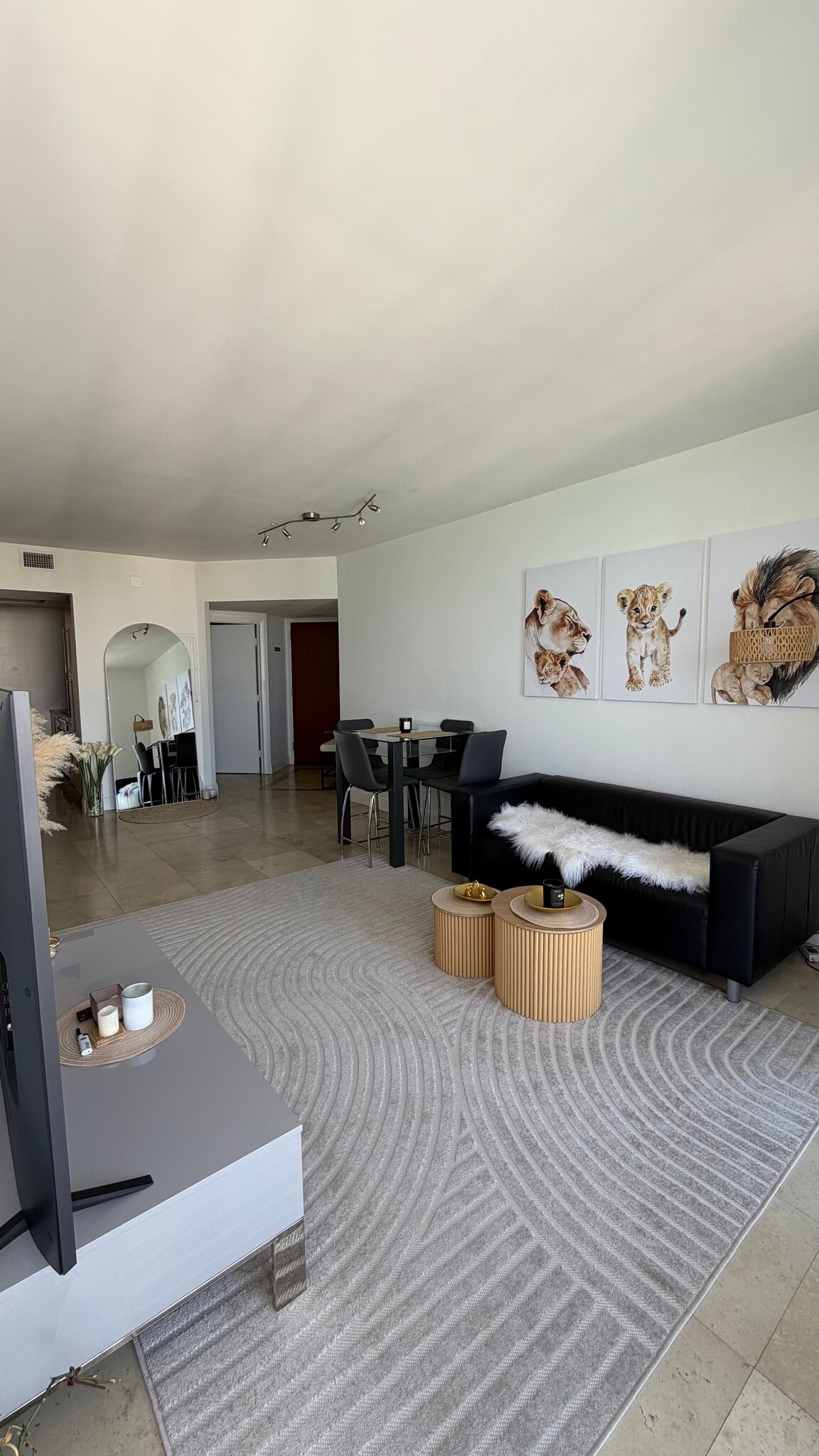 Building Photo - 6365 Collins Ave