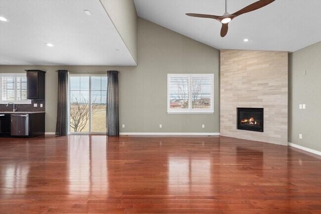 Building Photo - 8344 Coopers Hawk Way