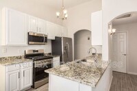 Building Photo - 1851 E Carla Vista Dr