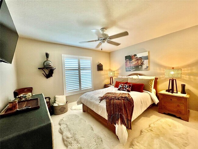 Building Photo - 4061 King Tarpon Dr