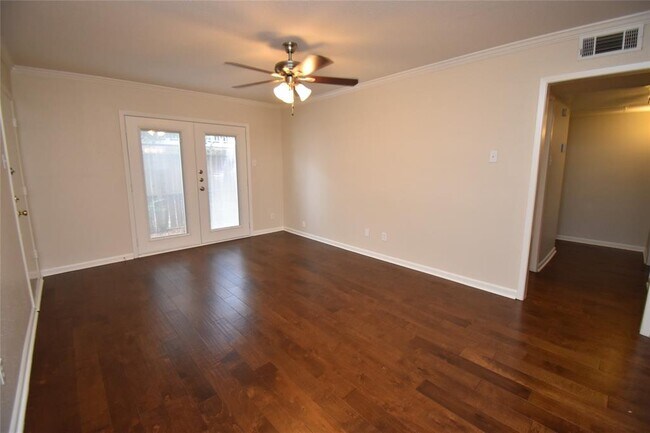 Building Photo - 4040 San Felipe St