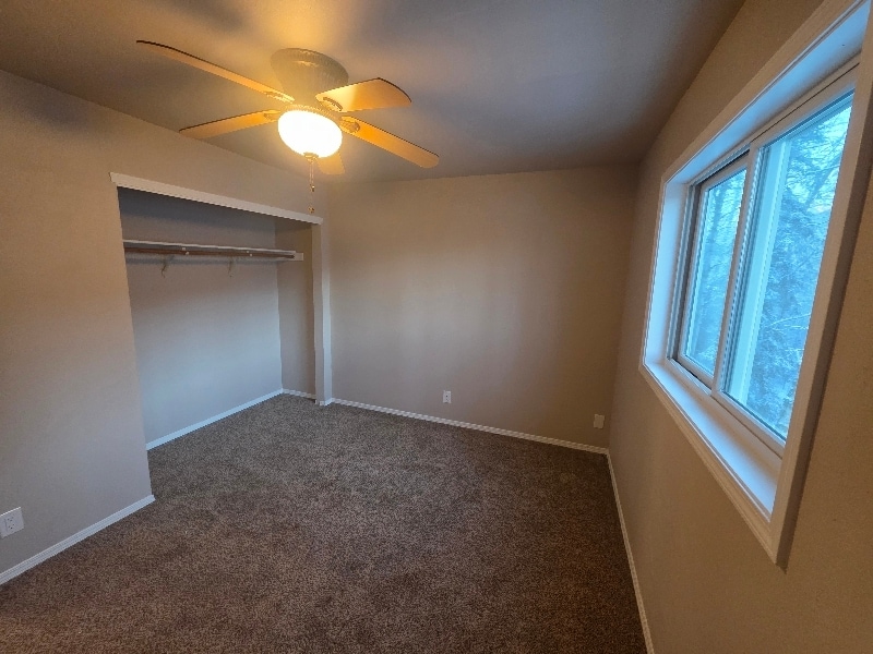 Building Photo - 18660 Kings Point Cir