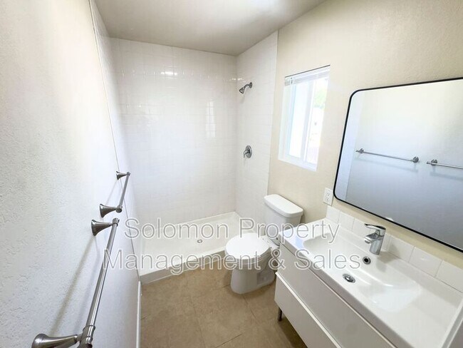 Building Photo - 714 N Freeman St