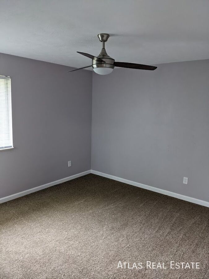 Building Photo - 13917 E Oxford Pl