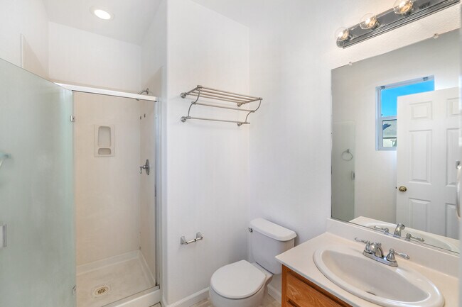Building Photo - 6717 Sao Tiago Way