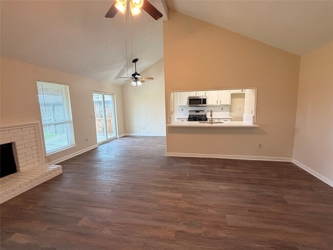 Building Photo - 3307 E Heatherock Cir