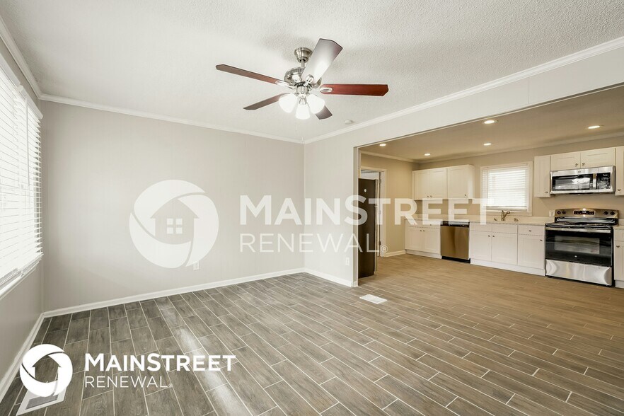 Building Photo - 35 Willow Ln NW