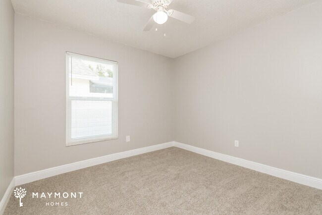 Building Photo - 1318 Oak Grove Ct