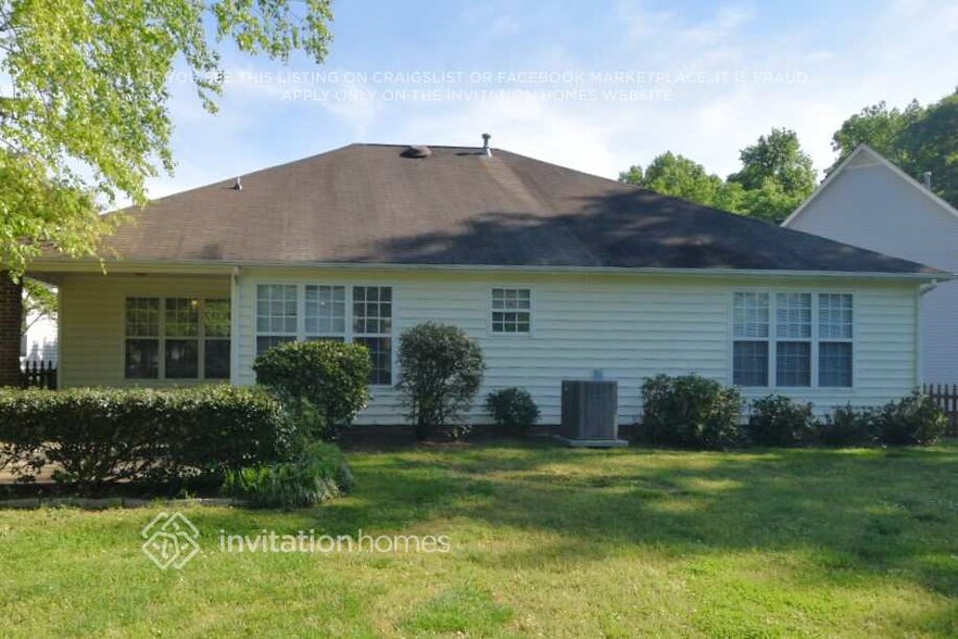 Building Photo - 17032 Stinson Ave