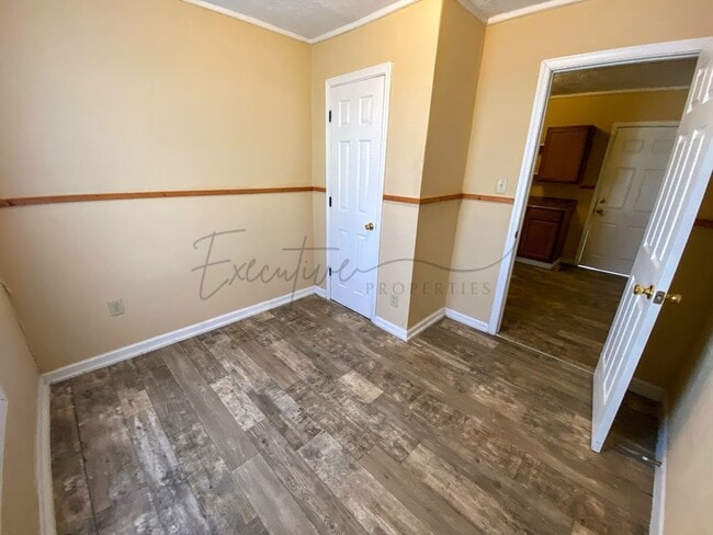 Building Photo - 2-Bed, 1-Bath Home in Lake Charles - Depos...