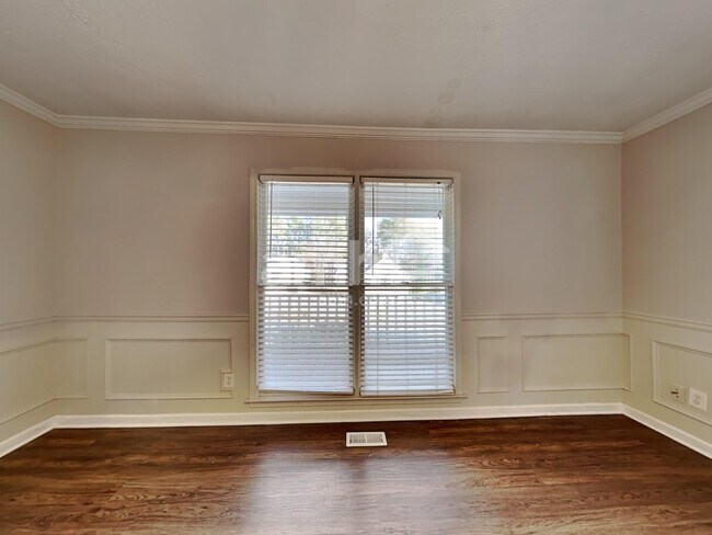 Building Photo - 420 Etowah Valley Way