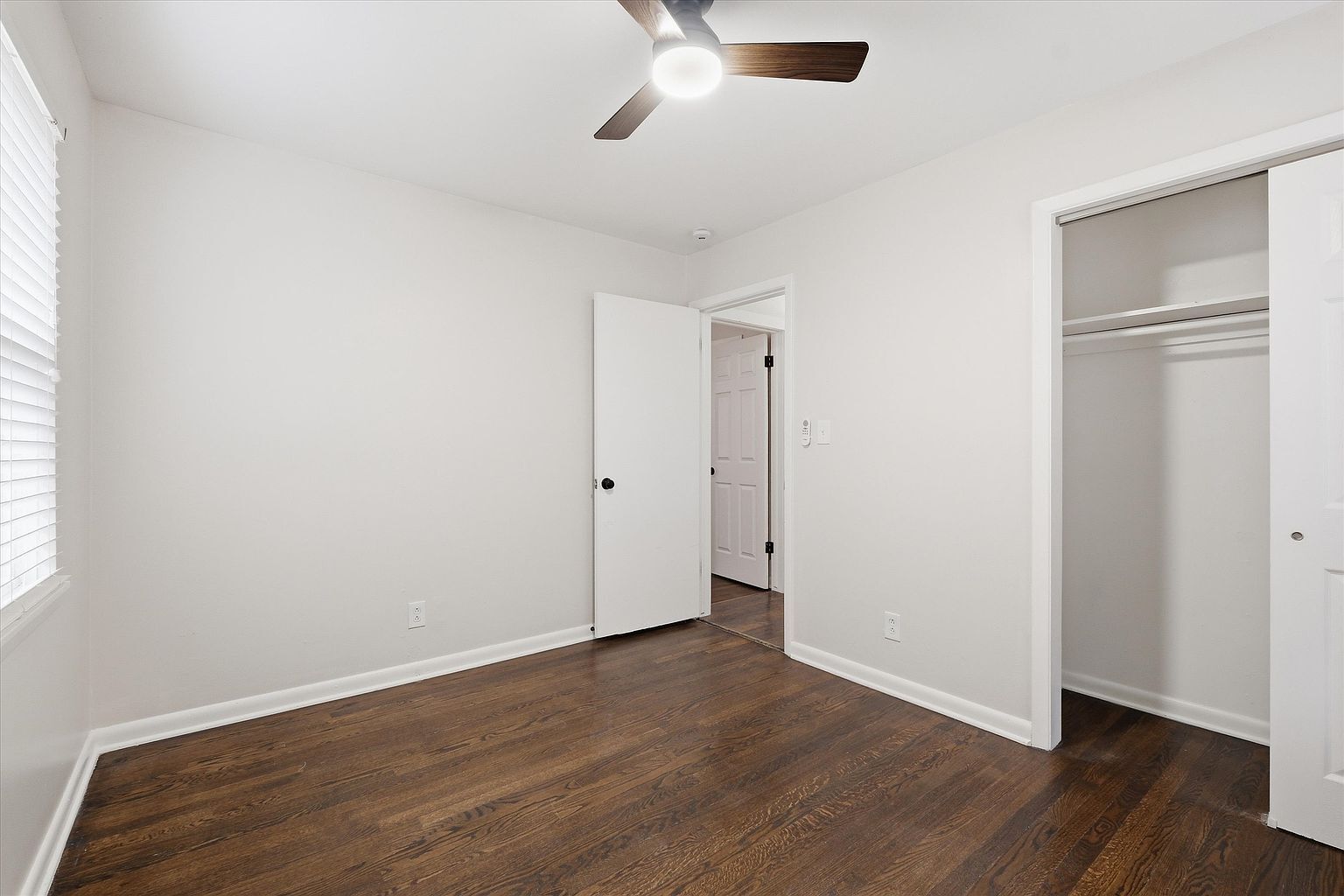 Building Photo - 4517 E 112 St