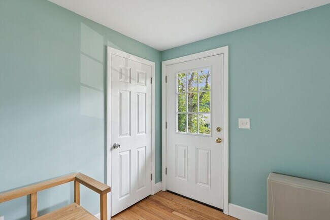 Building Photo - 67 Cutts Rd