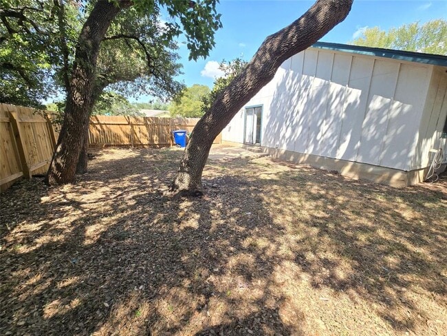 Building Photo - 12601 Teague Trail