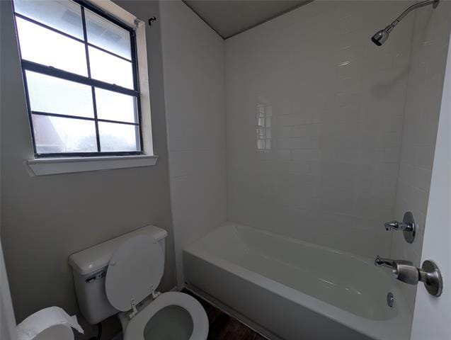 Building Photo - 442 Roosevelt Ave