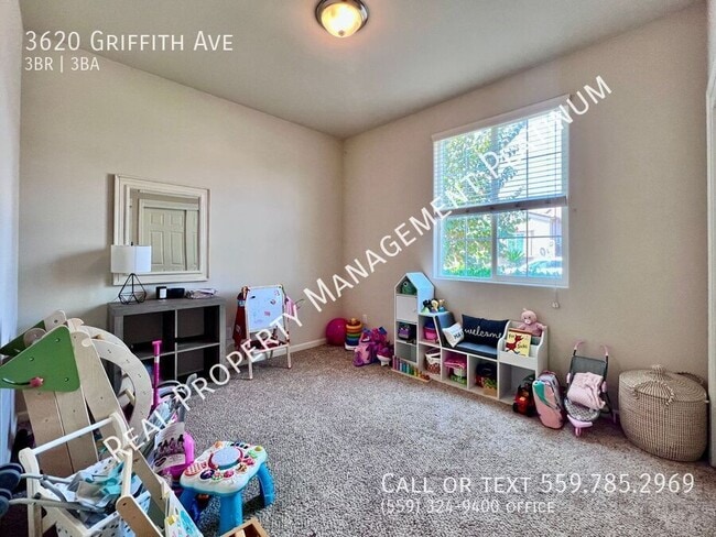 Building Photo - 3620 Griffith Ave