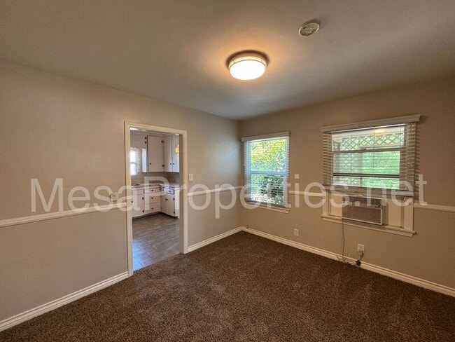 Building Photo - 1243 N College Way