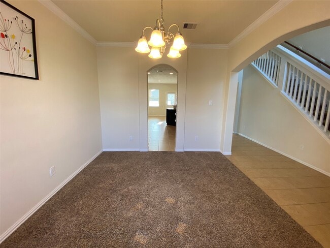 Building Photo - 24615 Forest Canopy Dr