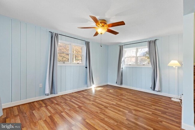 Building Photo - 1611 Ballard St