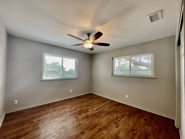 Building Photo - Updated Home w/ 2 Car Garage, Backyard and...