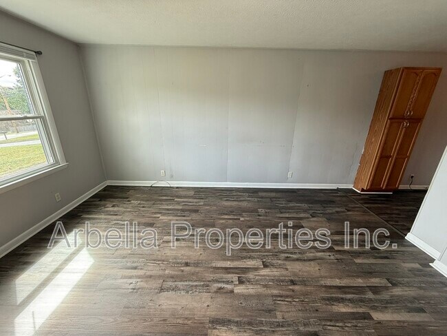 Building Photo - 960 Kendrick Creek Rd