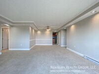 Building Photo - 530 N Main St