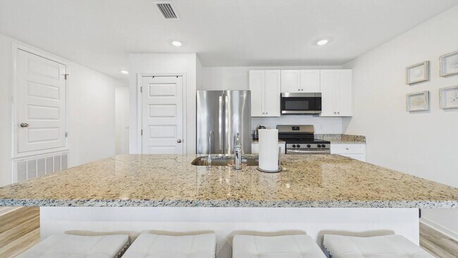Building Photo - 235 Gray Owl Dr