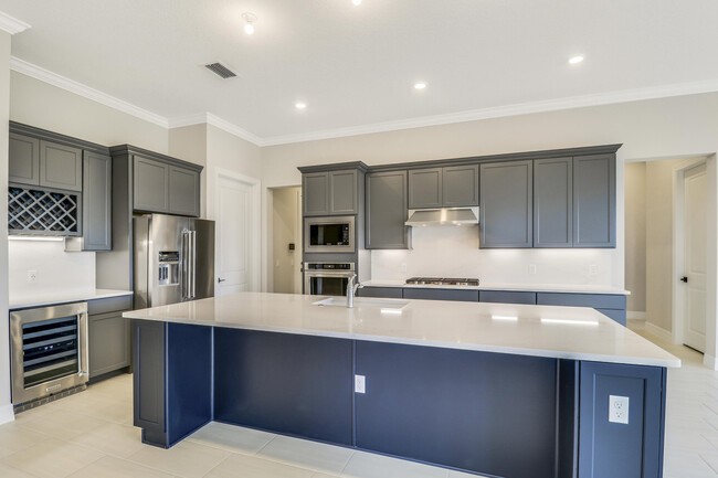 Building Photo - 10778 Stellar Cir