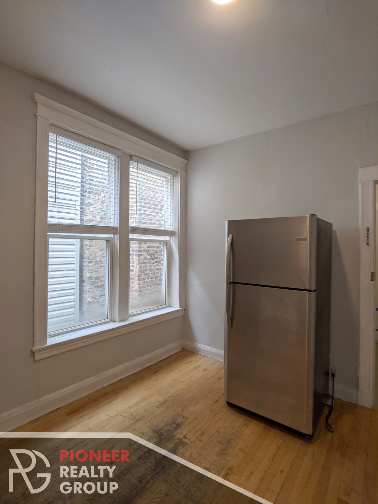 Building Photo - 3542 N Halsted St