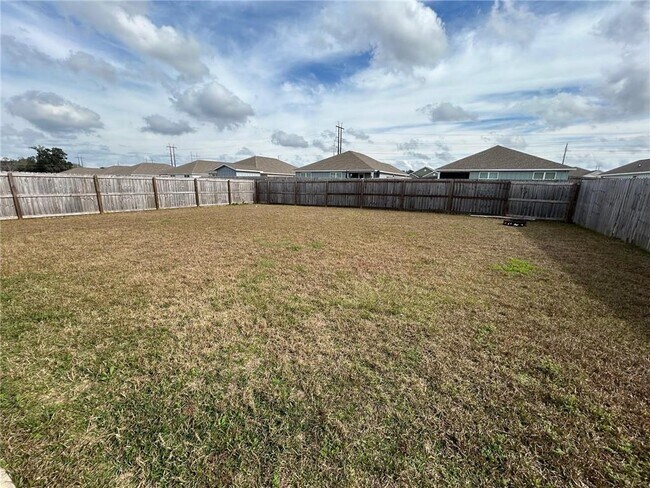 Building Photo - 20866 Petal Dr