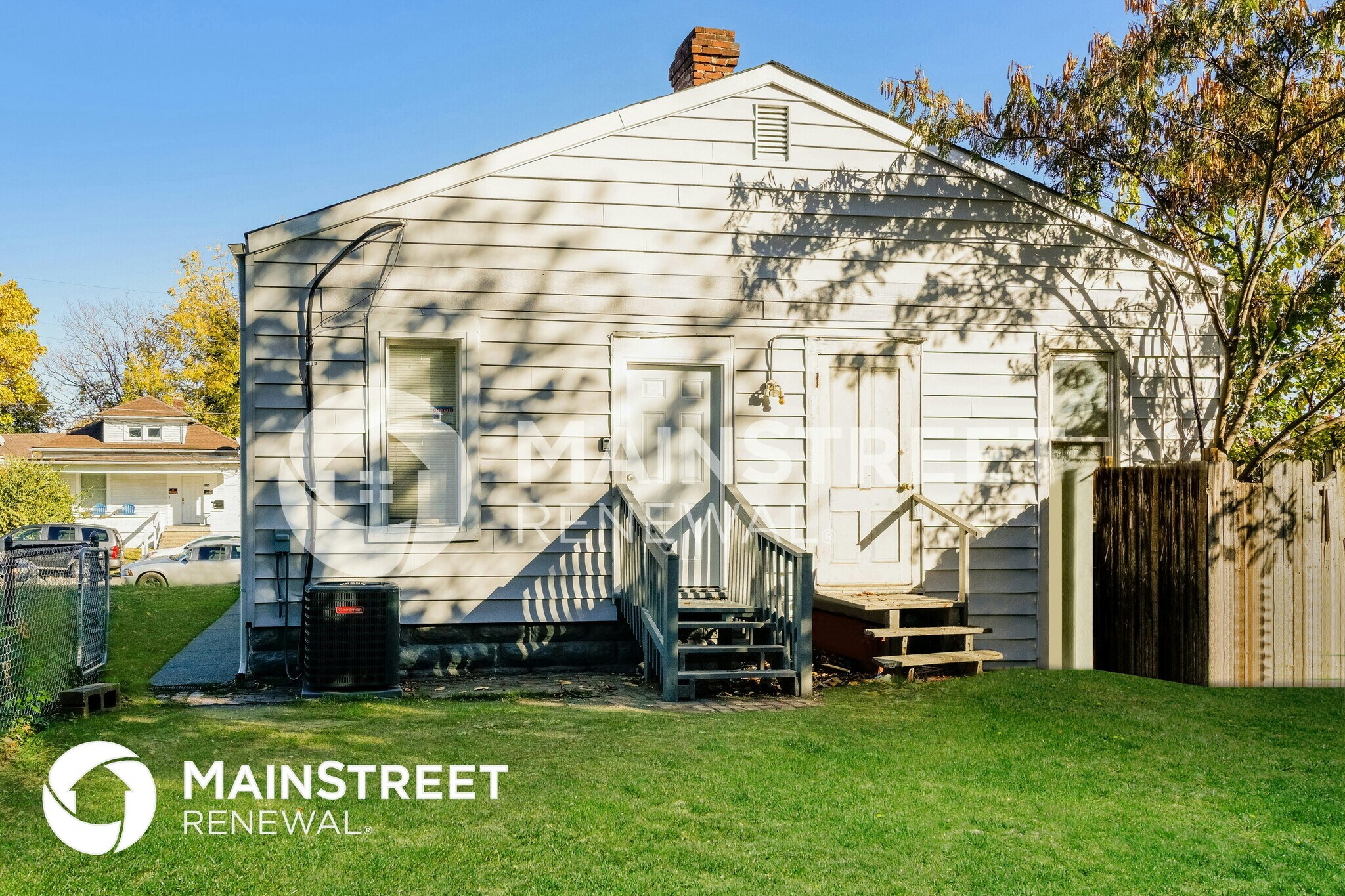 Building Photo - 664 S 27th St