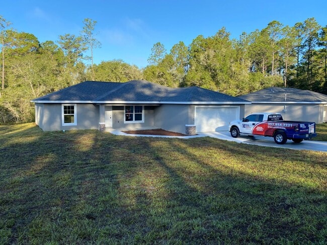 Building Photo - Custom Home - Desirable SW Dunnellon Neigh...