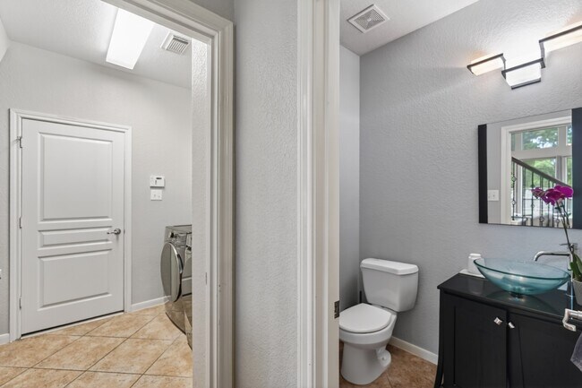 Building Photo - 42 N Arrow Canyon Cir