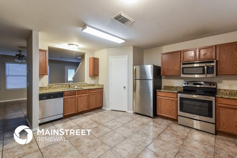 Building Photo - 4822 Orchid Star