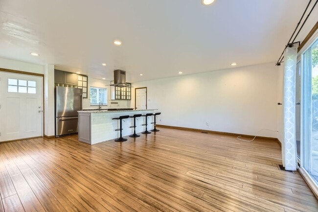 Building Photo - 3270 S Flamingo Way