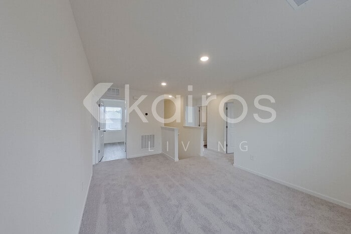 Building Photo - 7029 Peppermill Way